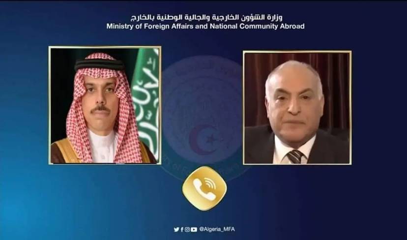السيد عطاف يتلقى مكالمة هاتفية من نظيره السعودي